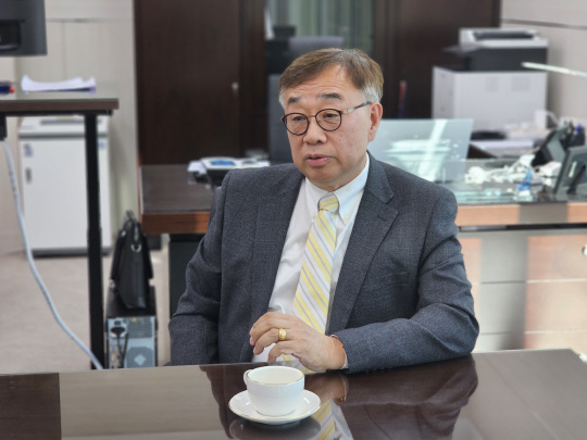 이헌수 경산이노베이션아카데미 학장. 팽동현 기자